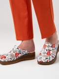 Heartbeat Women's Doctor Nurse Medical VivaColor Clogs