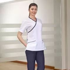 Üst Beyaz Alt Lacivert Kruvaze Yaka Takım (Lüks Likra Kumaş)