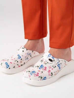 Flowering Women's Doctor Nurse Medical Plus Prestige Patterned Clogs