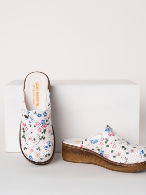 Flowering Women's Doctor Nurse Medical VivaColor Clogs