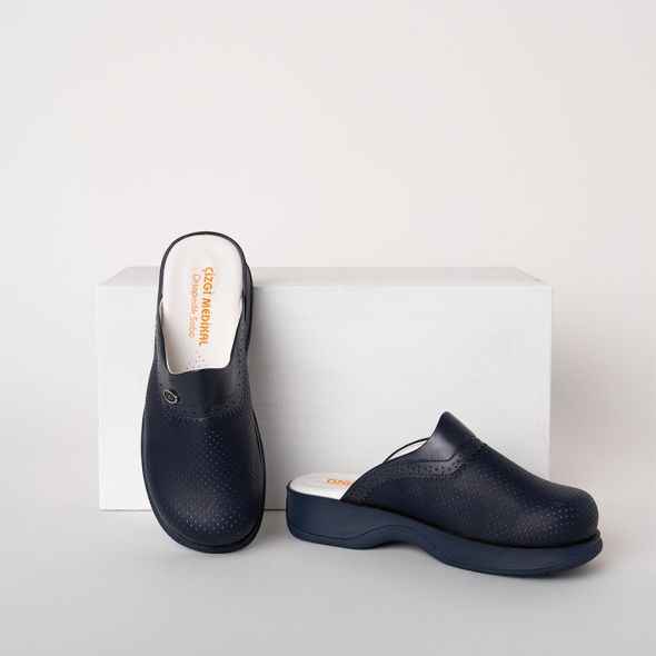 Women's Classic Perforated Sabo Slippers