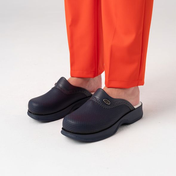 Women's Classic Perforated Sabo Slippers