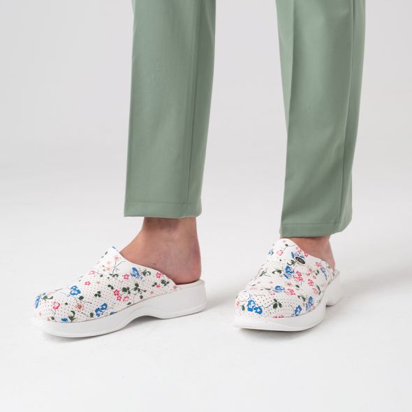 Women's Classic Perforated Sabo Slippers