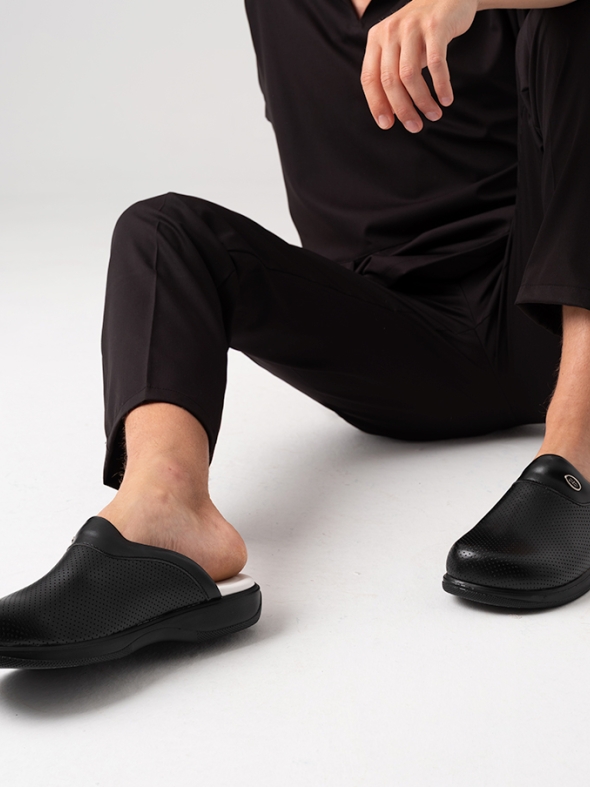 Black Men's Doctor Nurse Medical Classic Perforated Clogs