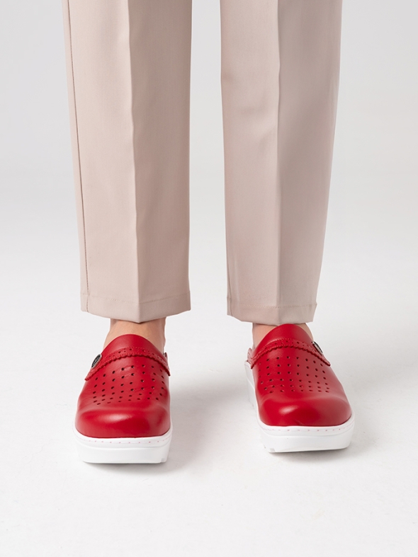 Red Women's Doctor Nurse Medical Gold Fit Genuine Leather Clogs