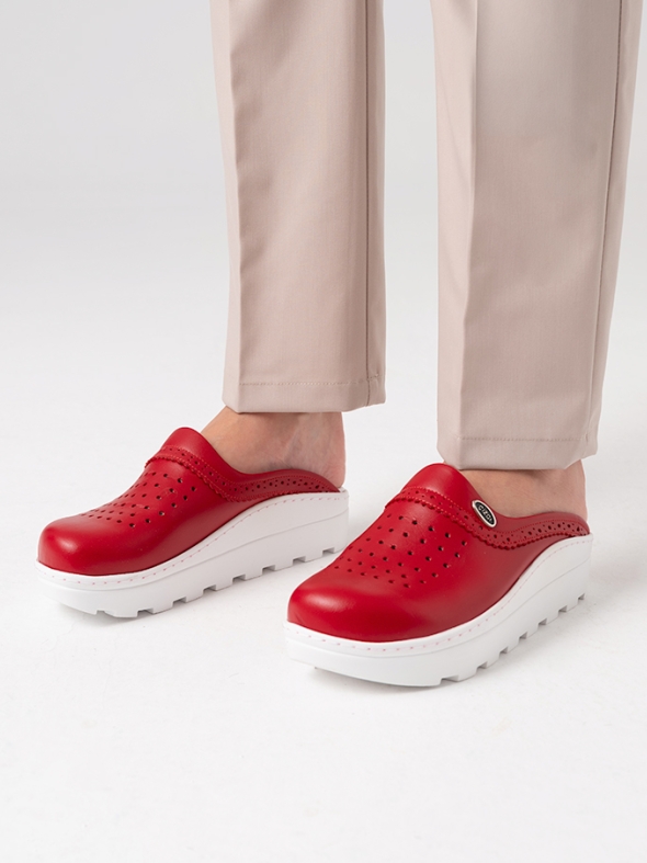 Red Women's Doctor Nurse Medical Gold Fit Genuine Leather Clogs